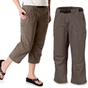 COLUMBIA 22” 100% Nylon Cargo Capri Pants Women’s Sz Medium